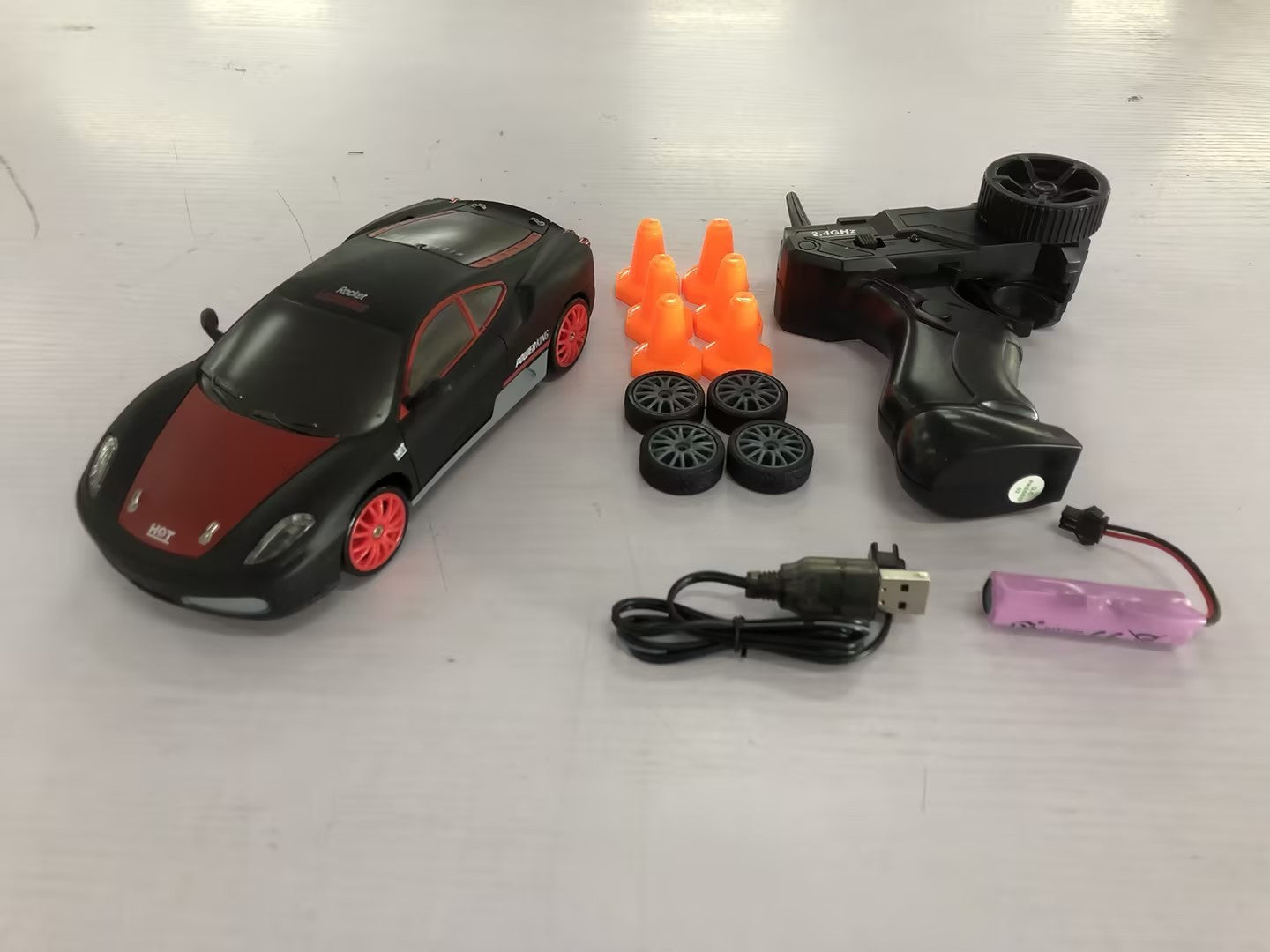 RC Driftbilar 4WD 1:24 - Olika modeller 2.4Ghz